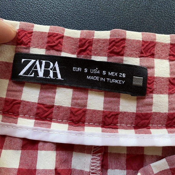 Zara Gingham Check Flared Shorts Size Small Red White High Waist Viscose Stretch - Picture 8 of 10